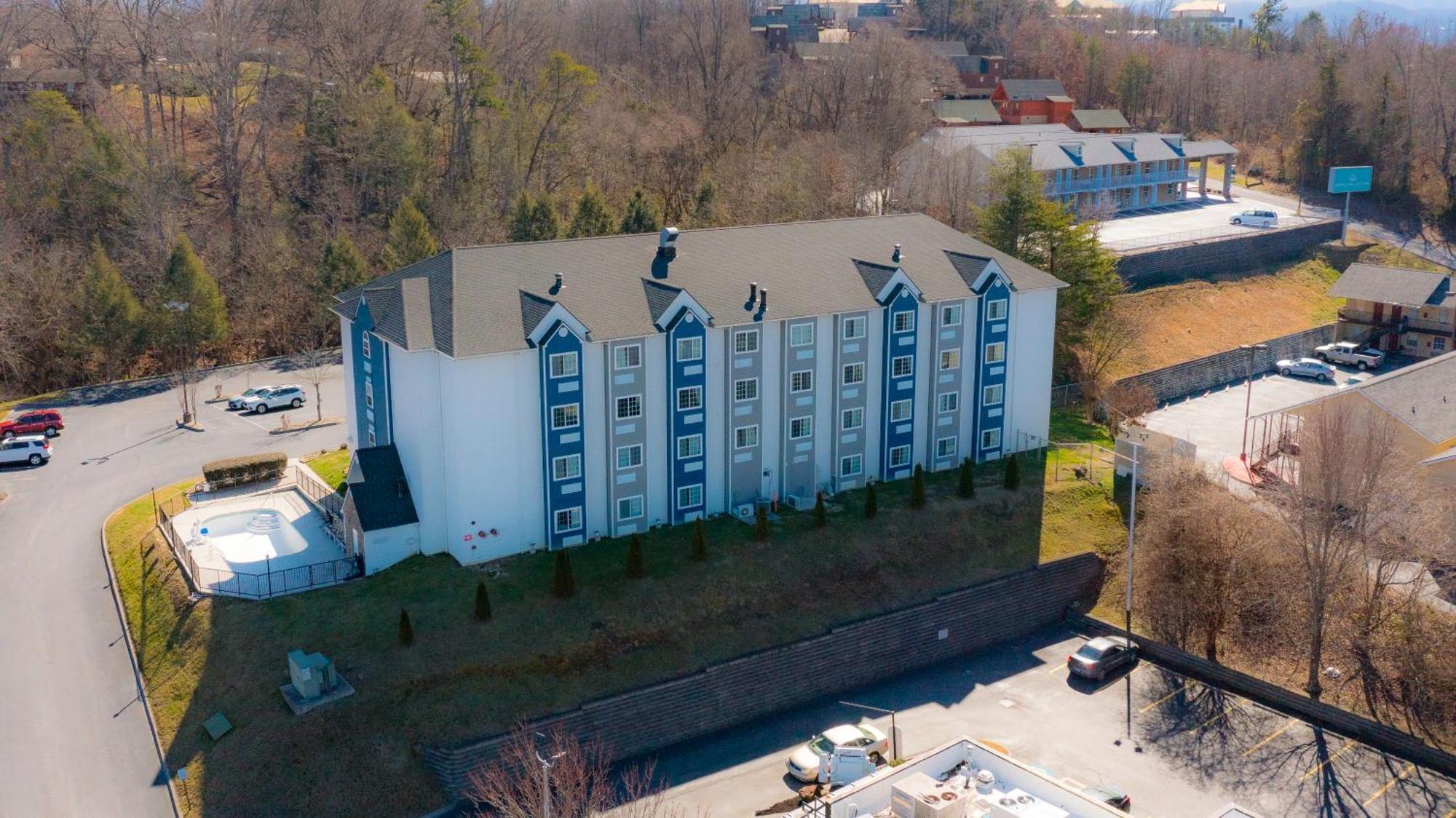 Microtel Inn & Suites By Wyndham Pigeon Forge Exterior foto